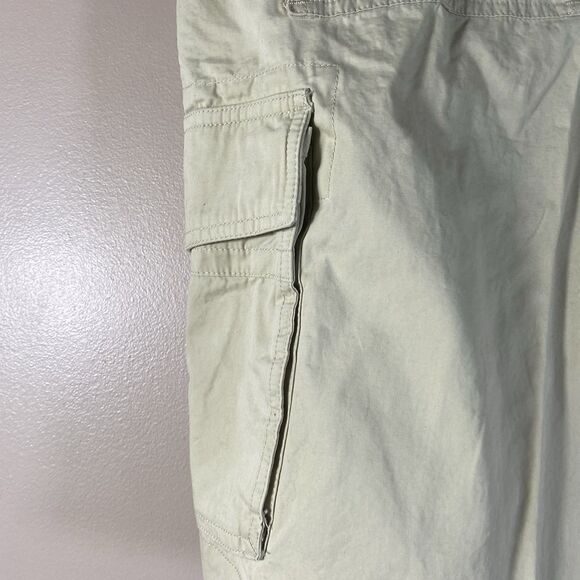 LL Bean Cargo Shorts Mens 34 Comfort Waist Khaki Tropic Weight  Cotton - Picture 7 of 12